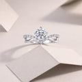 The Crown Of Love - Set With 1-carat Top-quality Moissanite S925 Silver And Platinum-plated Diamond Wedding Ring. The Ring Can Be Inspected With A Diamond Pen