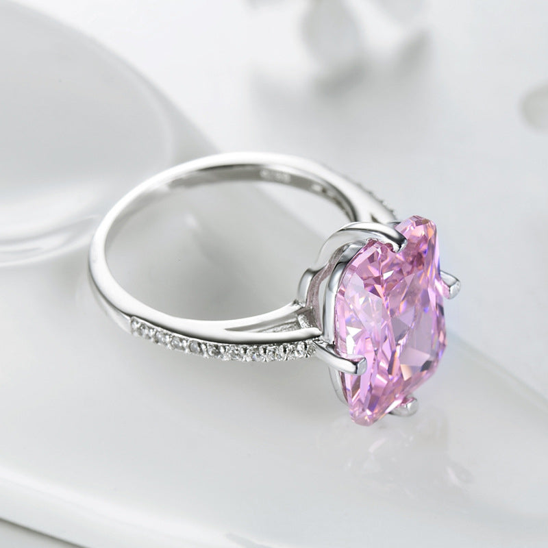 Luxury Inlaid Rectangular Zircon Ring