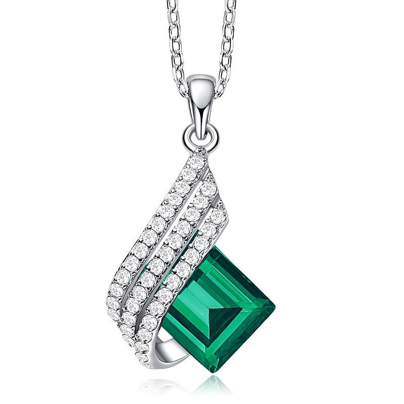 Clavicle chain with diamond and crystal pendant