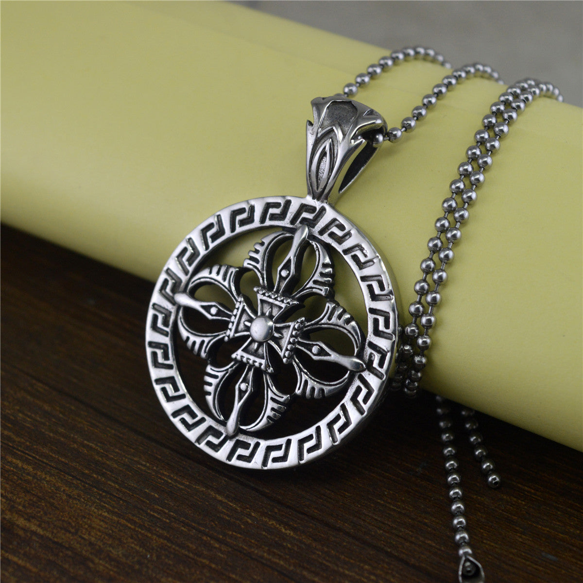 European And American Retro Personalized Hollow Cross Round Titanium Steel Pendant
