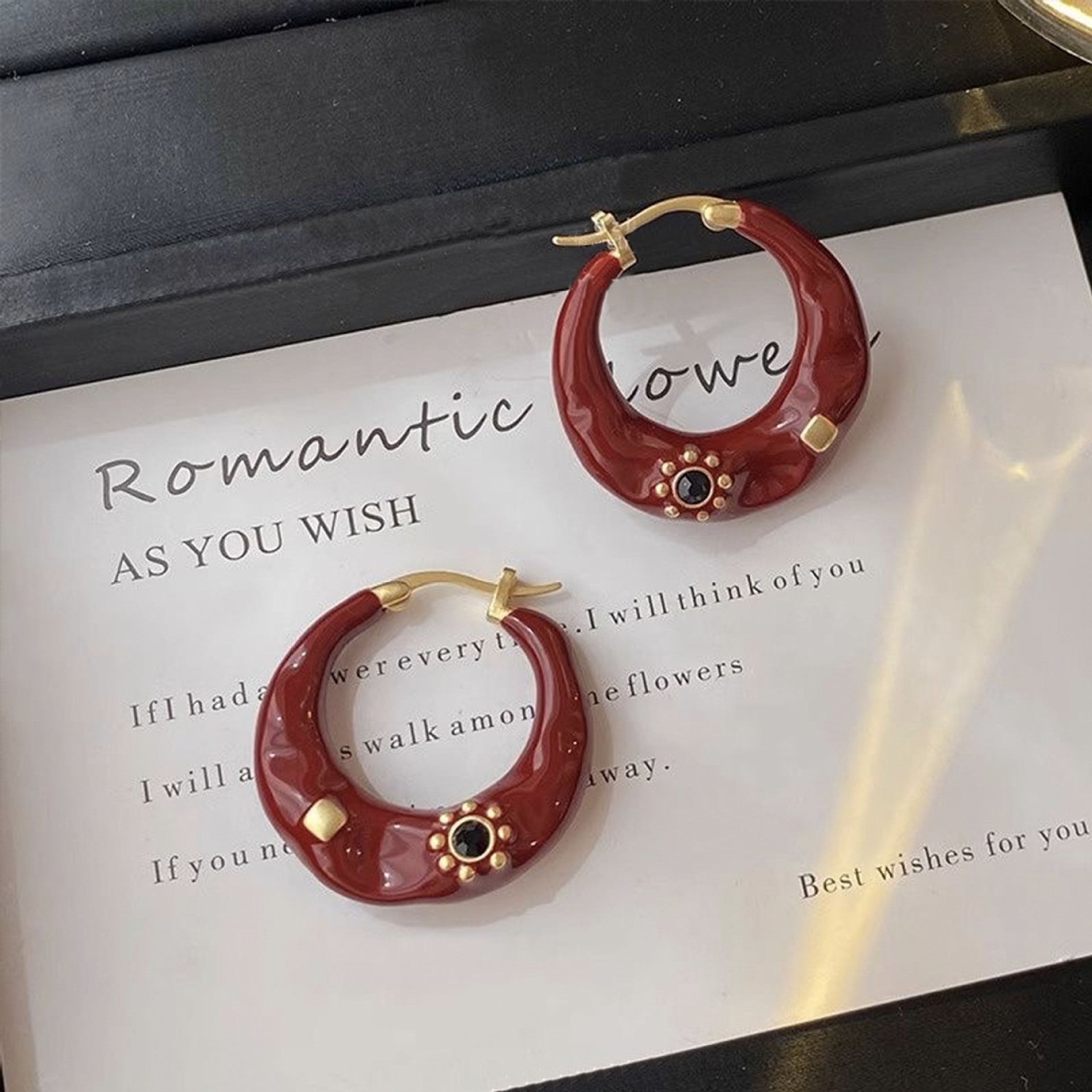 New Hong Kong Style Light Luxury High-grade Ear Studs