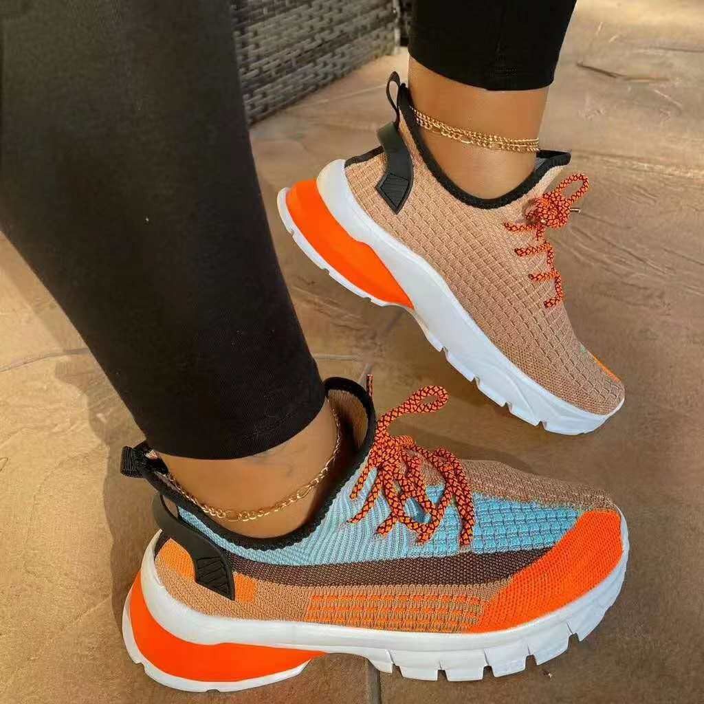Low-cut Color Matching Round Toe Flat-bottom Flying Knit Sneakers Women