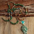 Knotted Necklace With A Diamond-shaped Water-drop Pendant